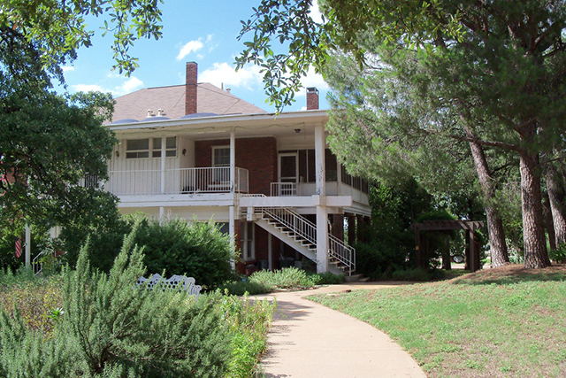 Arlington Fielder House